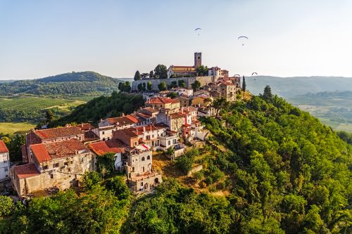 Motovun,Is,A,Small,Village,In,Central,Istria,(istra),,Croatia.